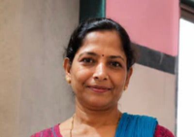 Muskan and other customers